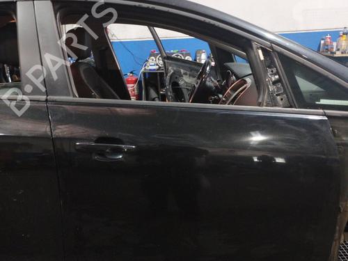 Used Right front door OPEL ASTRA J (P10) [2009-2016]  31621146