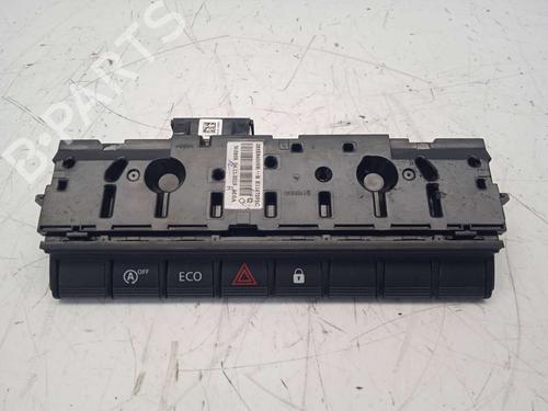 Used Switch RENAULT CLIO V (B7_) [2019-2026]  15249577