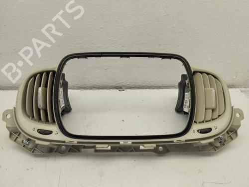 Used Air vent Air vent FIAT 500 (312_) 1.0 Mild Hybrid (312.AYD1B) (69 hp) 34509364 34509364