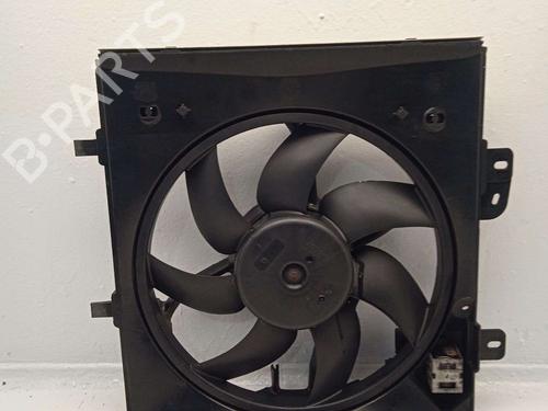 Used Radiator fan PEUGEOT 208 I (CA_, CC_) [2012-2021]  31621161