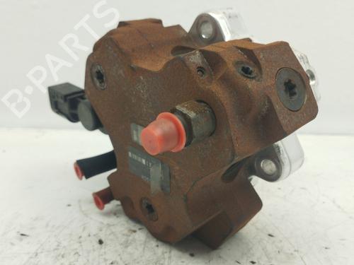 Used Injection pump Injection pump BMW 1 (E87) 118 d (122 hp) 32235023 32235023