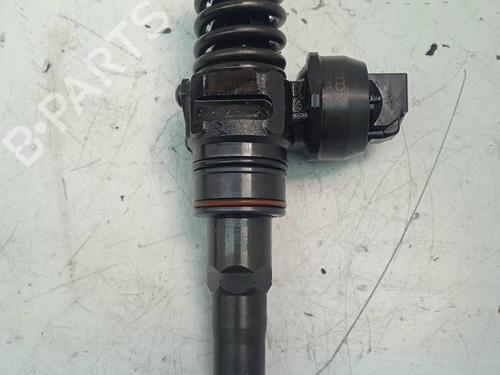injector-vw-passat-b55-variant-3b6-038130073an-2000-2001-2002-2003-2004-2005-12321255 main image
