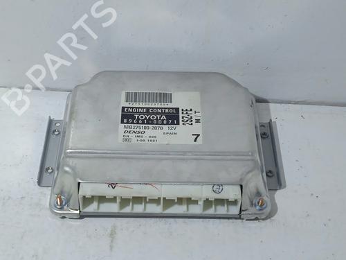 Used Engine control unit (ECU) TOYOTA YARIS (_P1_) 1.3 (NCP10, SCP12_) (86 hp) 31616488