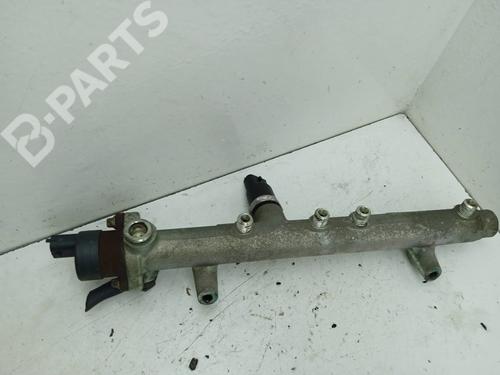 Injection rail HYUNDAI GETZ (TB) 1.3 i | BP4325419M98