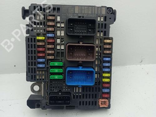 Used Fuse box PEUGEOT 508 I (8D_) 2.0 HDi (140 hp) 31618192