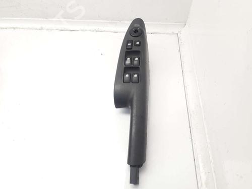 Used Left front window switch HYUNDAI TUCSON (JM) 2.0 CRDi (113 hp) 11150391