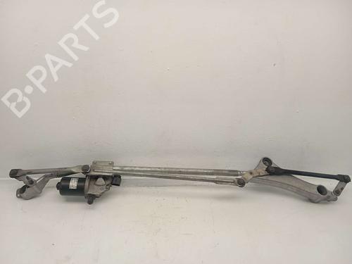 Used Front wiper motor MERCEDES-BENZ A-CLASS (W169) A 150 (169.031, 169.331) (95 hp) 31617232
