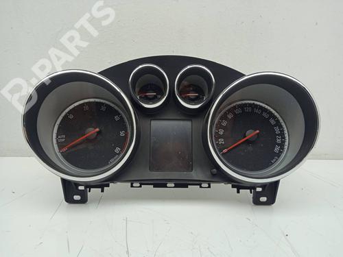 Used Instrument cluster OPEL ZAFIRA TOURER C (P12) [2011-2026]  11349039
