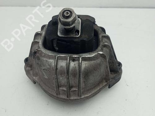Used Engine mount BMW 1 Coupe (E82) 120 d (177 hp) 18549133