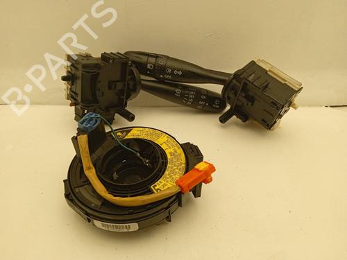 Used Headlight switch TOYOTA YARIS (_P1_) 1.3 (SCP12_, SCP13_, SCP12R, SCP13R) (87 hp) 4306388