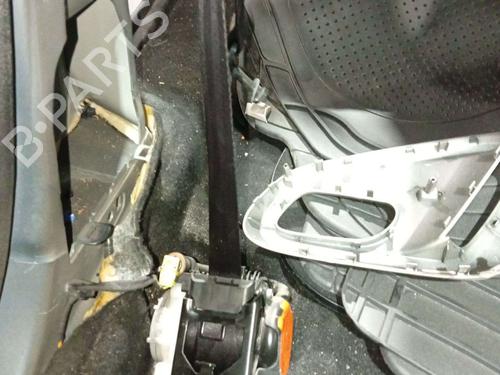 front-right-seatbelt-citroen-berlingo-multispace-b9-2008-40096889 main image