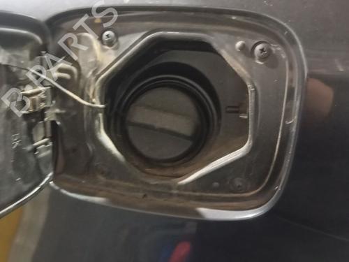 Fuel flap LEXUS IS II (_E2_) 200d (ALE20_, ALE20R) | BP32388812C131