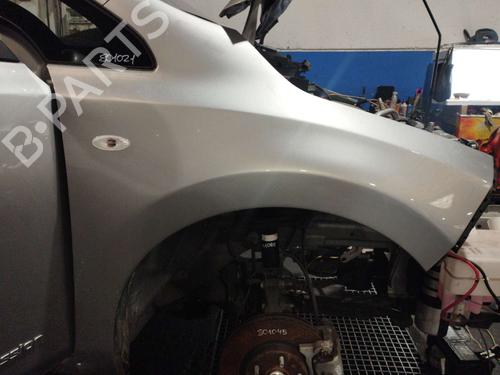 Used Right front fenders NISSAN LEAF (ZE0) Electric (109 hp) 21218458