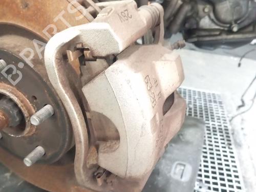Used Right front brake caliper Right front brake caliper TOYOTA PRIUS PLUS (_W4_) 1.8 Hybrid (ZVW40W, ZVW41W) (136 hp) 32440717 32440717