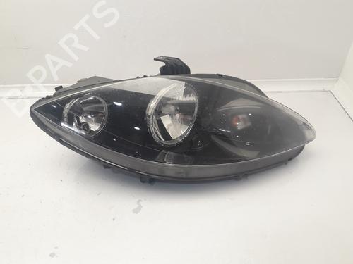 Used Left headlight SEAT LEON (1P1) 1.9 TDI (105 hp) 31614246