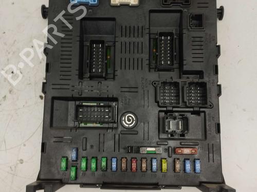 Used Fuse box PEUGEOT 307 SW (3H) 1.6 HDI 110 (109 hp) 31616322