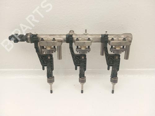 Used Injection rail Injection rail BMW 1 (F40) 118 i (140 hp) 40183844 40183844