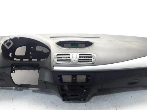Used Dashboard RENAULT MEGANE III Hatchback (BZ0/1_, B3_) 1.5 dCi (BZ0C) (90 hp) 11152027