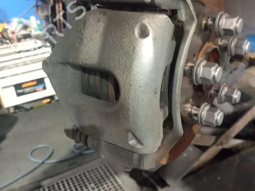 Used Left front brake caliper TOYOTA AURIS (_E15_) 1.8 Hybrid (ZWE150_, ZWE150R) (136 hp) 24509467