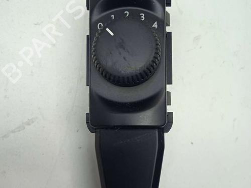 climate-control-peugeot-5008-0u_-0e_-96846886xt-2009-2010-2011-2012-2013-2014-2015-2016-2017-15904749 main image