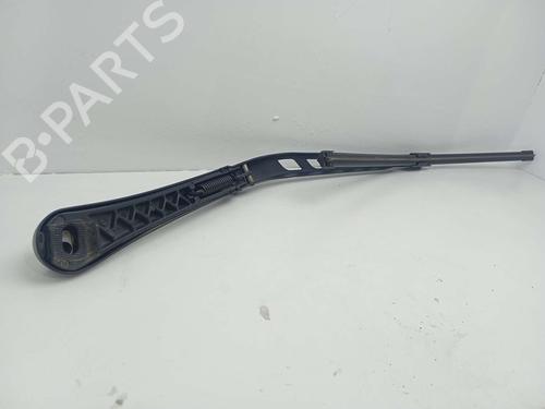Front windshield wiper arm BMW 5 (E60) 525 d | BP18548596C143