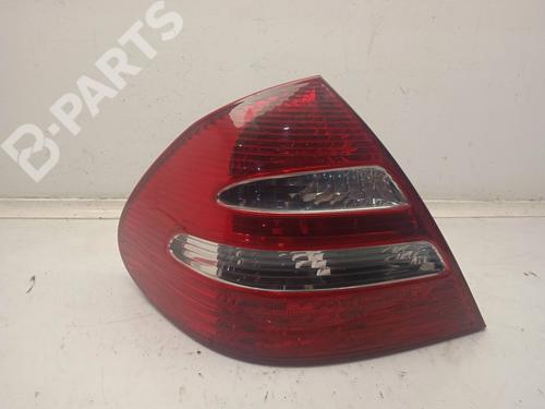 Used Left taillight Left taillight MERCEDES-BENZ E-CLASS (W211) E 320 (211.065) (224 hp) 11158261 11158261