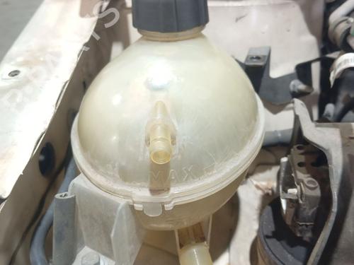 expansion-tank-renault-captur-i-j5_-h5_-2013-32680878 main image