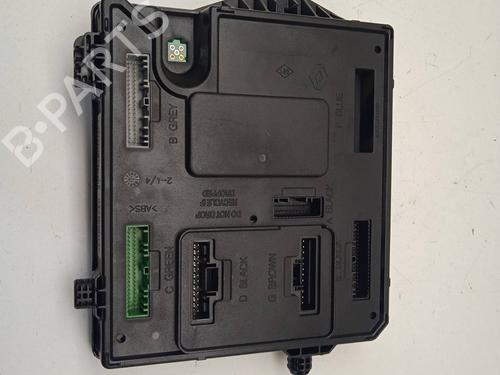 Used Electronic module RENAULT MEGANE III Hatchback (BZ0/1_, B3_) 1.5 dCi (106 hp) 11155682