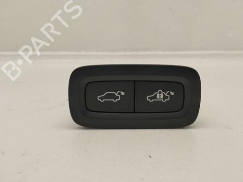 Used Switch Switch VOLVO XC60 II (246) B5 Mild-Hybrid AWD (250 hp) 40096150 40096150
