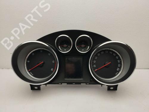 Used Instrument cluster OPEL INSIGNIA A Sports Tourer (G09) 2.0 CDTI (35) (160 hp) 23388512