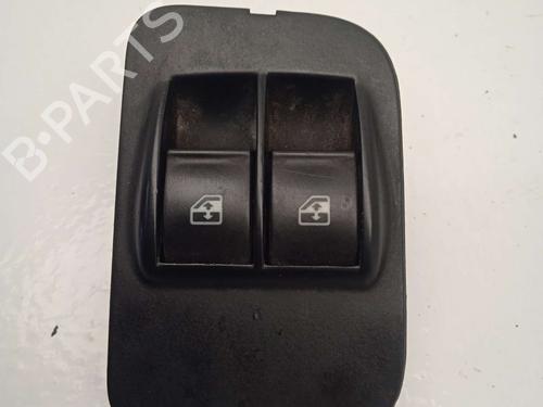 Used Left front window switch Left front window switch CITROËN NEMO MPV 1.3 HDi 80 (80 hp) 40095641 40095641