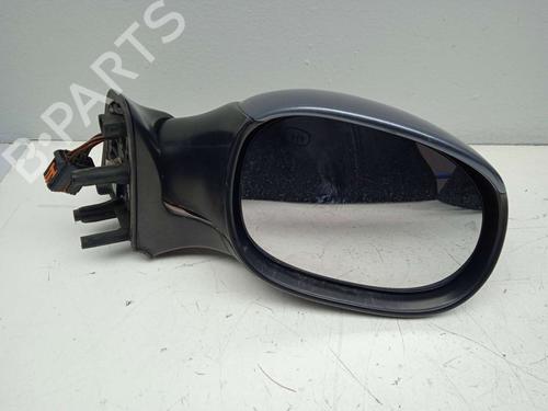 Used Right mirror Right mirror 16019142 16019142