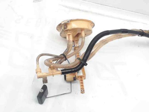 Used Fuel pump BMW 1 (E87) 118 d (143 hp) 4951490