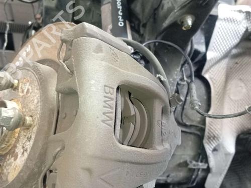 Used Right front brake caliper Right front brake caliper MINI MINI (R50, R53) One (90 hp) 22763352 22763352