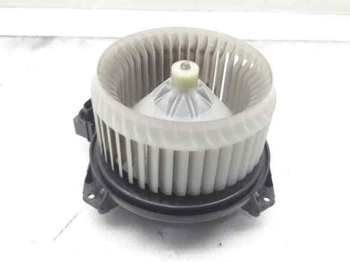 Used Heater blower motor TOYOTA YARIS (_P13_) 1.0 (KSP130_, KSP130) (69 hp) 4622856