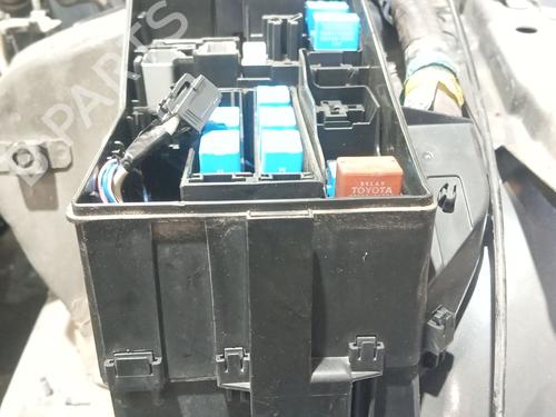 Fuse box LEXUS IS II (_E2_) 200d (ALE20_, ALE20R) | BP32392409E1