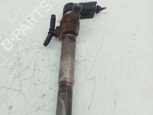 Used Injector RENAULT SCÉNIC II (JM0/1_) [2003-2010]  31615362