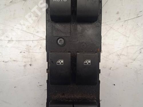 Used Left front window switch CHEVROLET CAPTIVA (C100, C140) [2006-2026]  11158444