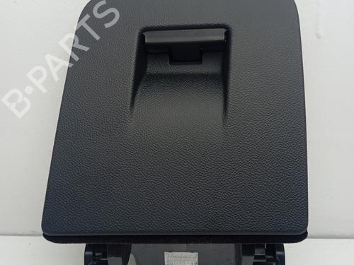Used Glove box ALFA ROMEO GIULIA (952_) 2.2 D Q4 (952AFA45M, 952ANA4) (190 hp) 17543040