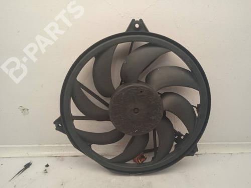 Used Radiator fan PEUGEOT 206 CC (2D) 1.6 16V (2DNFUF, 2DNFUR) (109 hp) 11154236