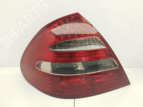 Used Left taillight Left taillight MERCEDES-BENZ E-CLASS (W211) E 270 CDI (211.016) (177 hp) 34053926 34053926