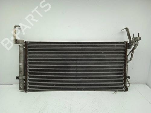 Used AC radiator HYUNDAI SANTA FÉ I (SM) 2.0 CRDi (113 hp) 4333869