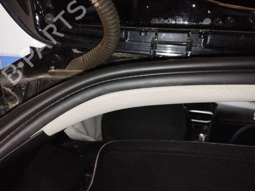 Used Rubber door seal VOLVO V40 Hatchback (525) D2 (114 hp) 18083782