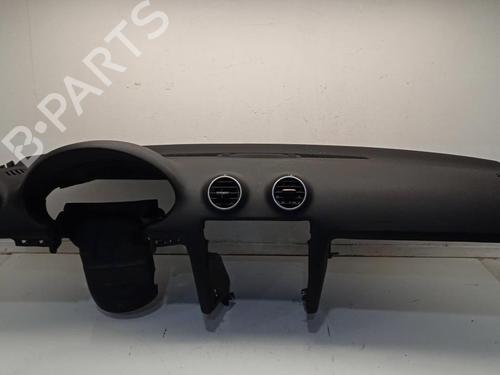 Used Dashboard AUDI A3 (8P1) 2.0 TDI 16V (140 hp) 11167717