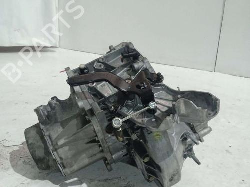 Gearbox CITROËN C5 I (DC_) 2.0 16V (DCRFNC, DCRFNF) | BP32188708M3