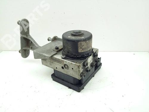 Used ABS pump MERCEDES-BENZ C-CLASS (W203) C 180 Kompressor (203.046) (143 hp) 4325007