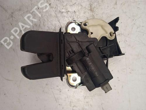 Used Tailgate lock AUDI A4 B7 (8EC) 2.0 TDI (170 hp) 11160176