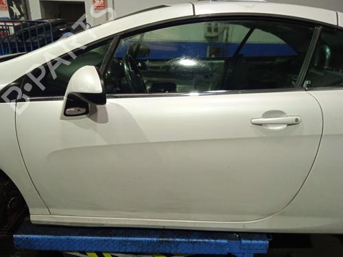 Used Left front door Left front door PEUGEOT 308 CC (4B_) 1.6 HDi (114 hp) 33000395 33000395