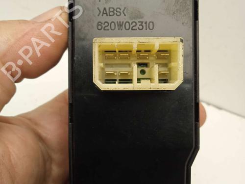 Left front window switch HYUNDAI H-1 Van (A1) 2.5 TD | BP11150236I27 - Image 2