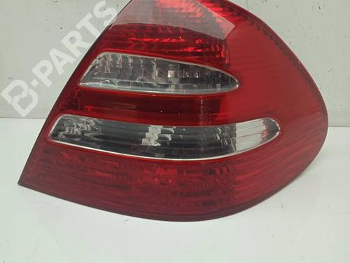 Used Right taillight Right taillight MERCEDES-BENZ E-CLASS (W211) E 280 (211.054) (231 hp) 11166437 11166437
